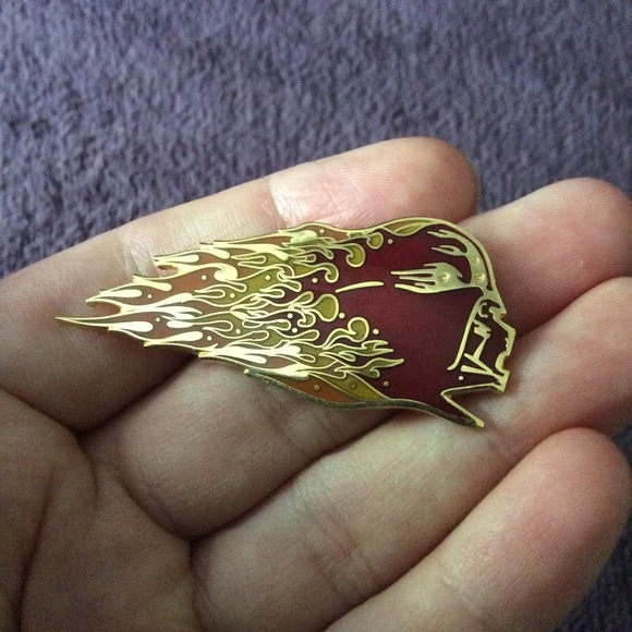 Darth Vader Revenge of the Sith Collectors Pin - Picture 2 of 9